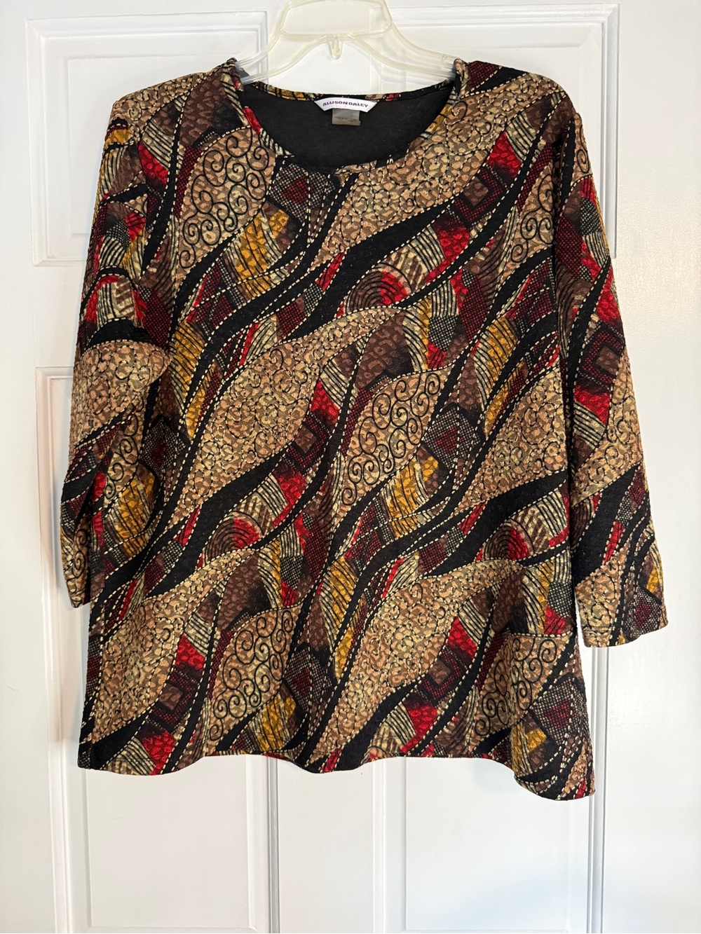 Allison Daley Abstract Wave-Print Long Sleeve Top in Black, Red & Gold